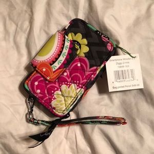 Vera Bradley Smart Phone Wristlet 2.0
